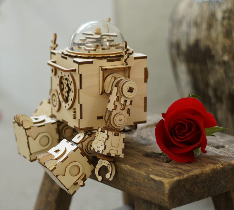 Robotime Rotatable Wooden DIY Steampunk Robot