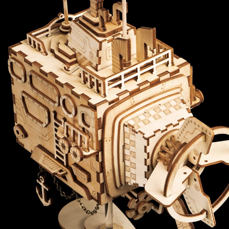 Robotime Rotatable Wooden DIY Steampunk Robot