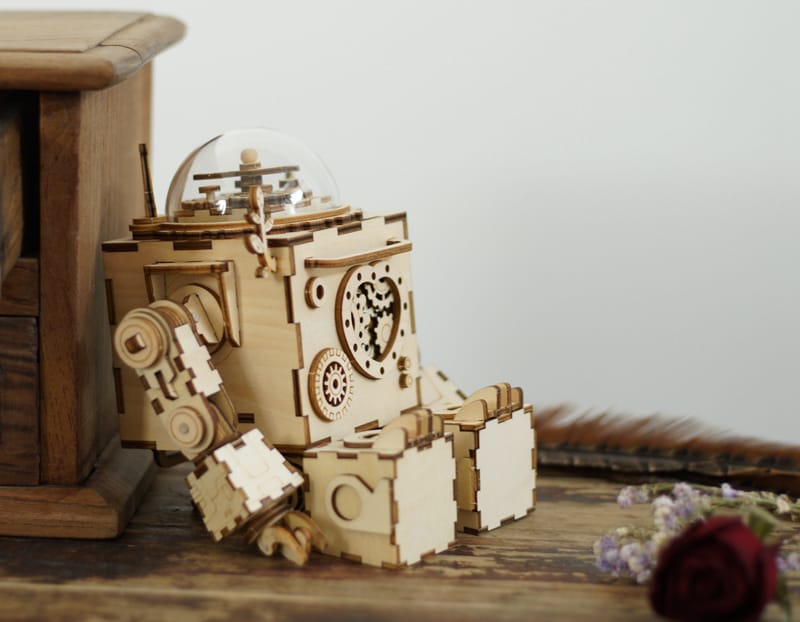 Robotime Rotatable Wooden DIY Steampunk Robot